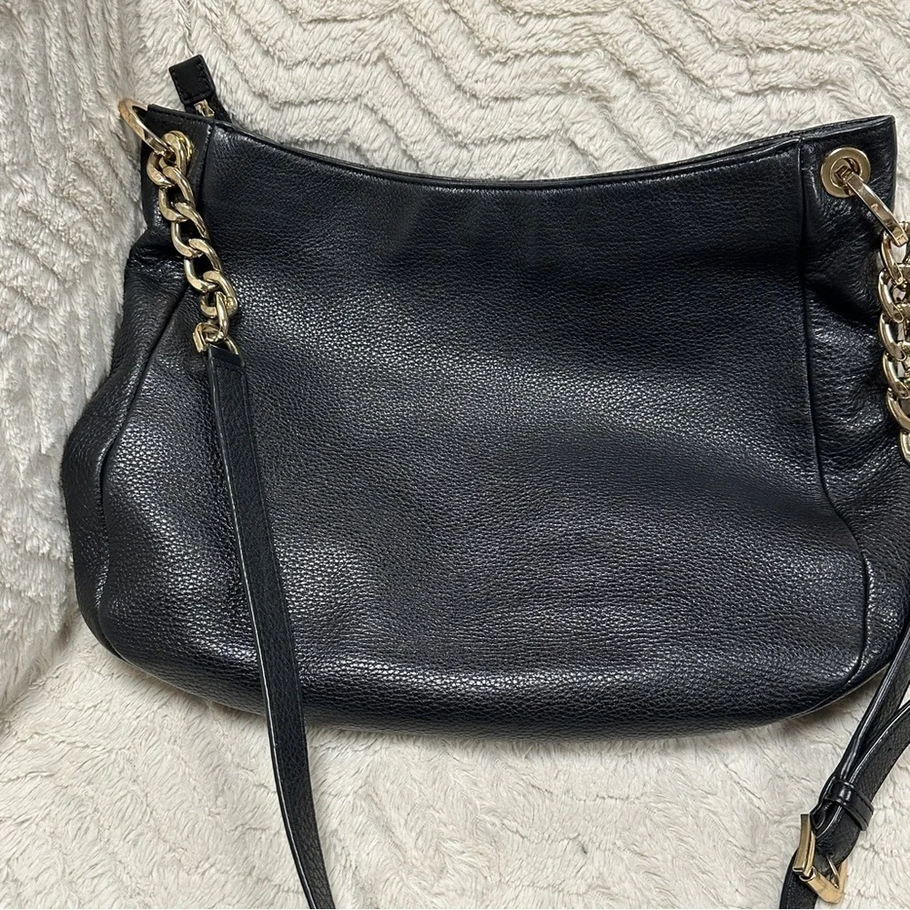 Michael Kors CrossBody Gold Chain Purse In Pebbled Black Leather.
